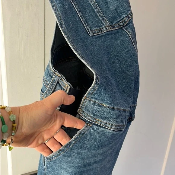 Old Navy Maternity Size 14 Stylish Blue Denim Overalls - Picture 7 of 8